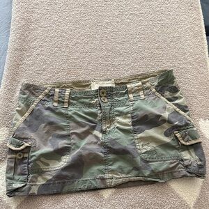Vintage Abercrombie & Fitch Camouflage Women's Skirt Size 4